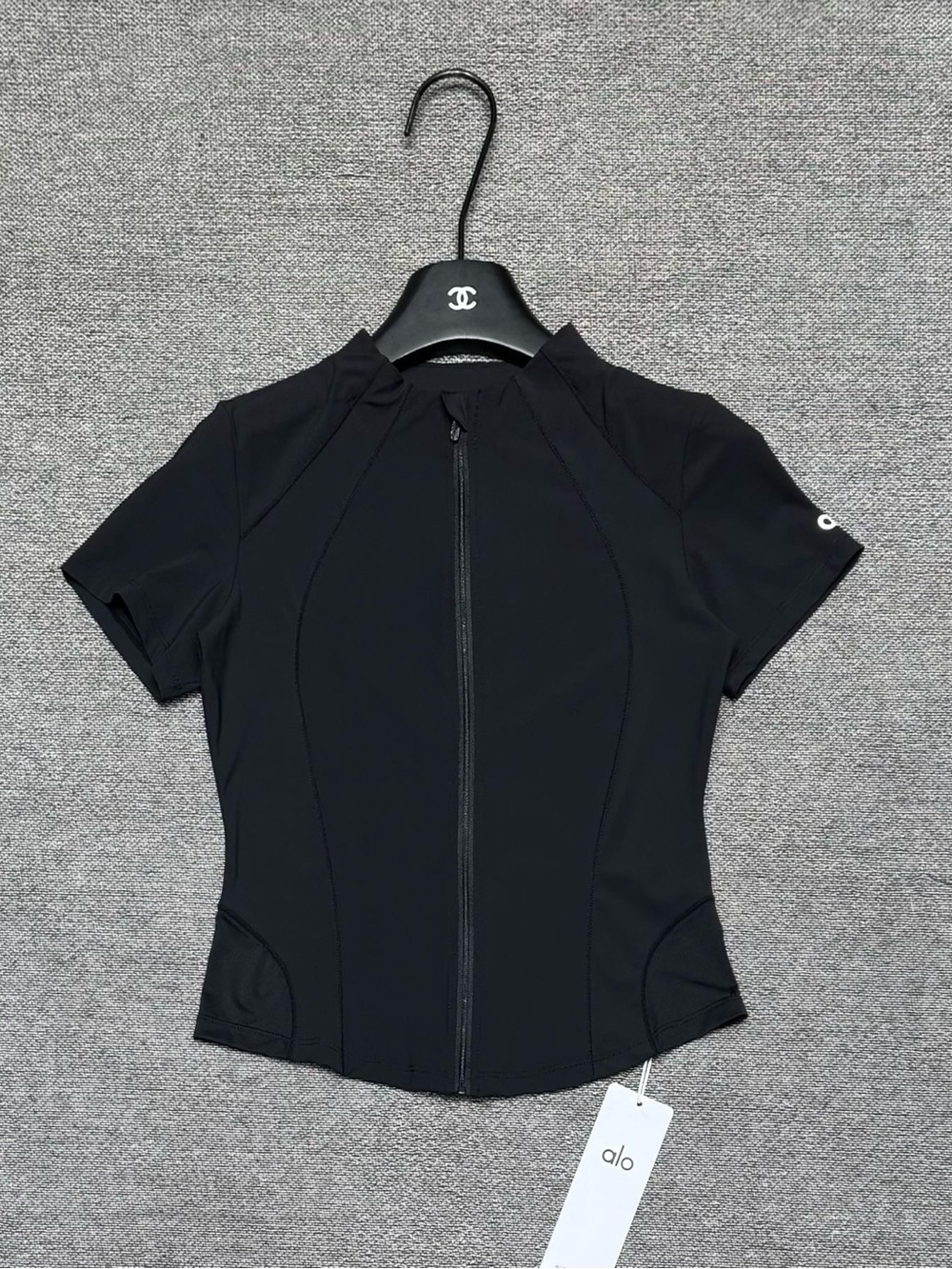 Alo Black Zip-Up Athletic Top + Skort Set - Picture 5 of 6